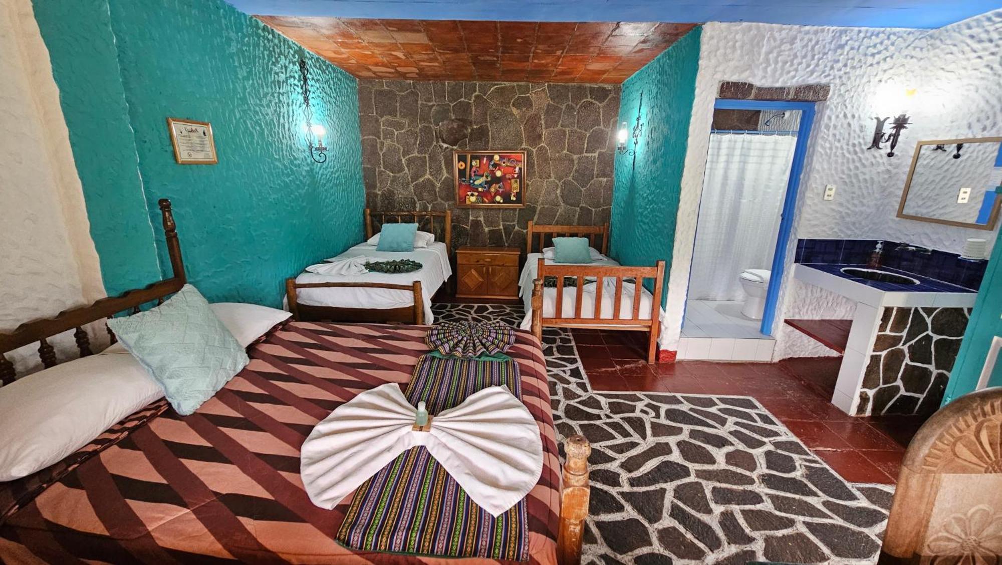 Eco Hotel Uxlabil Atitlan San Juan La Laguna Luaran gambar